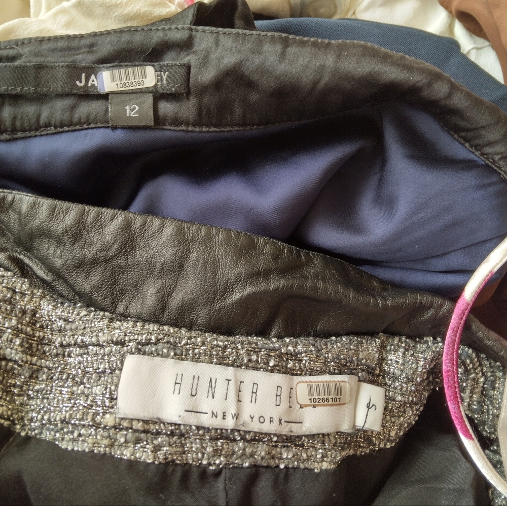 Rent The Runway Flawed Items Mystery Box - 10 Pieces - Picture 3 of 6